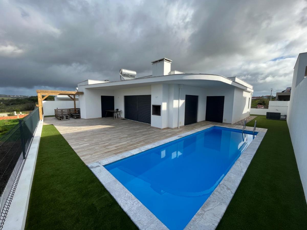 Casa Felino Villa Nadadouro Exterior photo